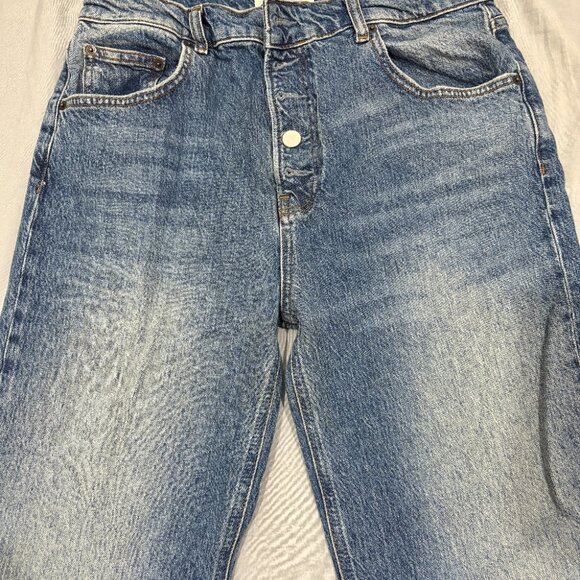 Reformation Liza Button Fly High Rise Straight Jeans, size 31 - Picture 3 of 5